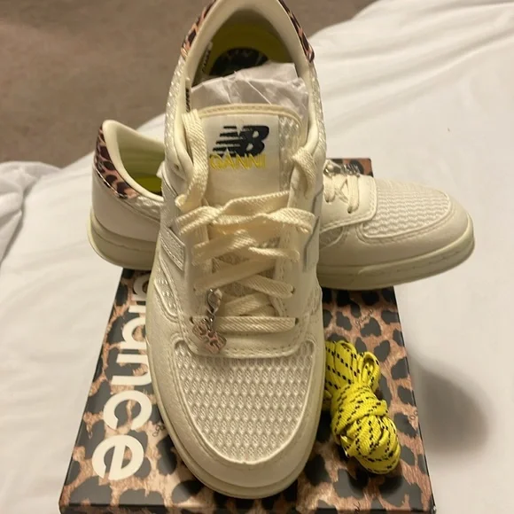 Never been worn Ganni x New Balance sneakers - Picture 4 of 5